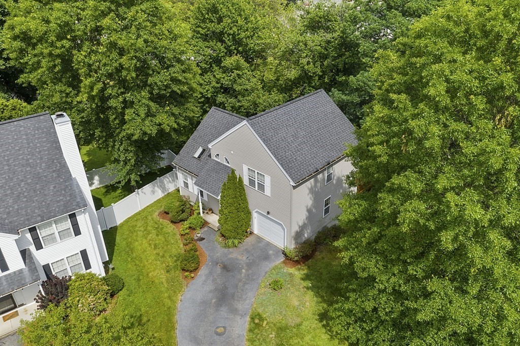 26 Bucklin Road North Andover, MA 01845 - Photo 3 of 40 Gallery Image 3