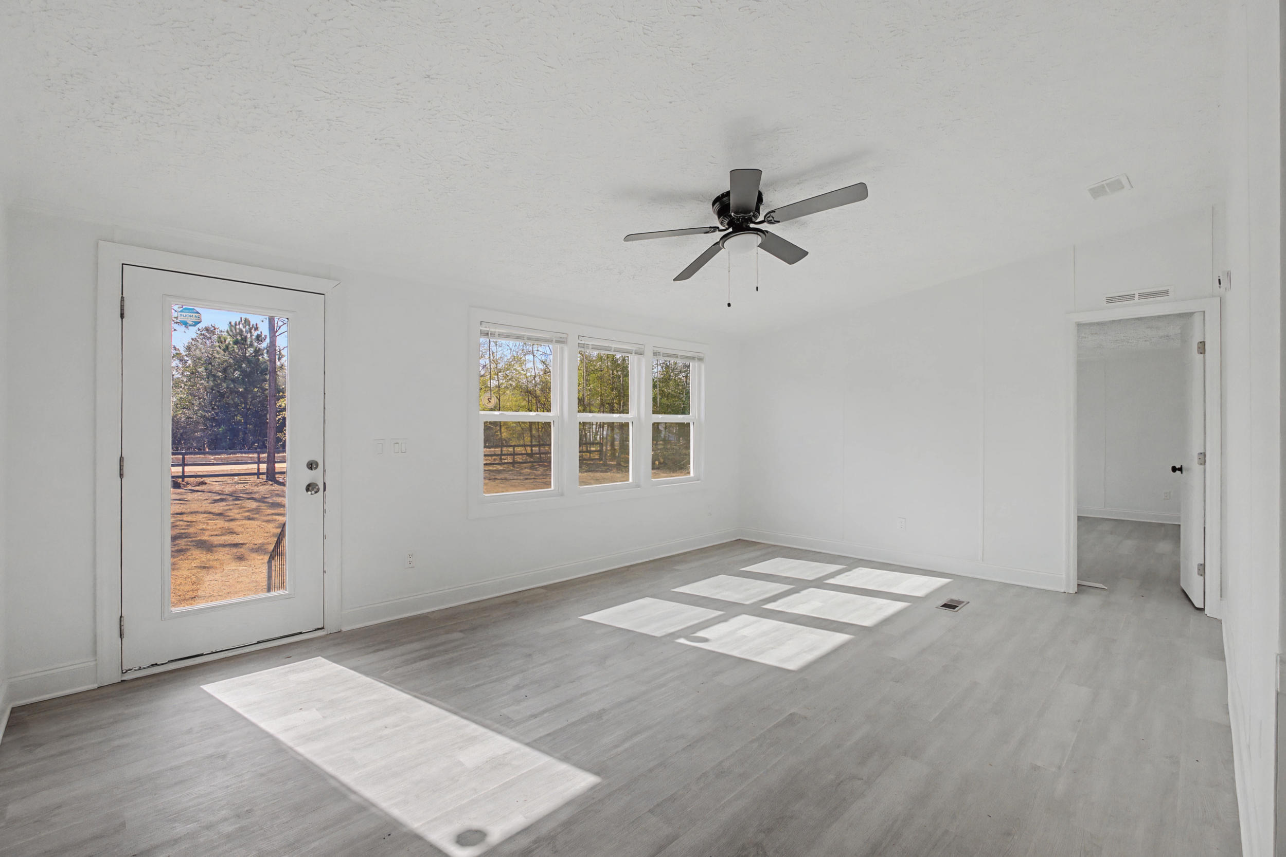 1709 Oak Ridge Club Road Windsor, SC 29856 - Photo 4 of 31