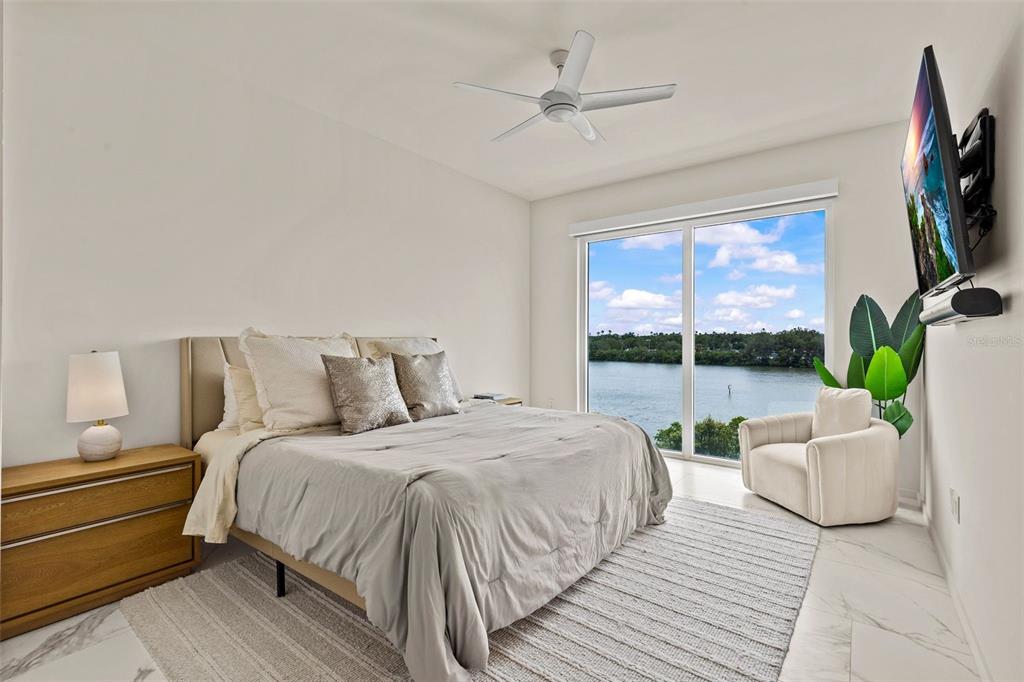1020 Sunset Point Road, Unit 310 Clearwater, FL 33755 - Photo 23 of 86