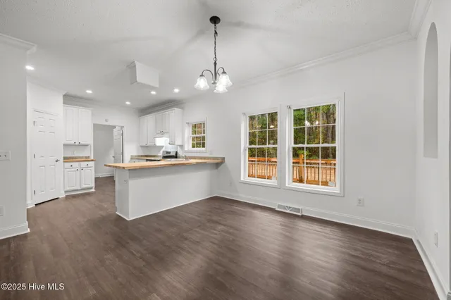 $460,000 | 2645 Highway 43, Vanceboro, NC 28586