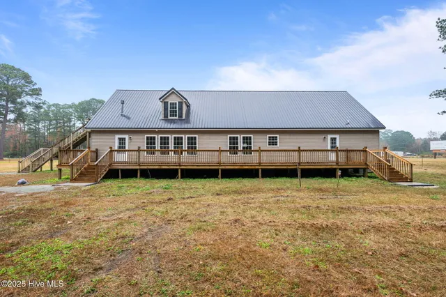 $460,000 | 2645 Highway 43, Vanceboro, NC 28586