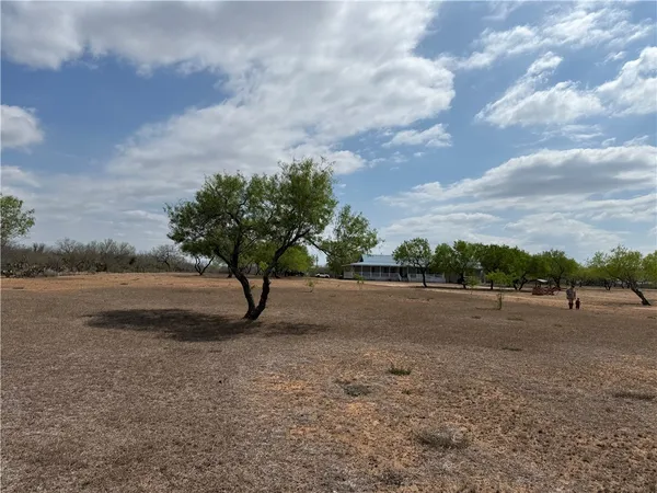 $460,500 | 4493 Highway 359, Benavides, TX 78341