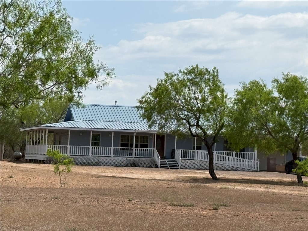 4493 Highway 359 Benavides, TX 78341 - Photo 20 of 20 a house with a garden space