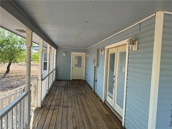 $460,500 | 4493 Highway 359, Benavides, TX 78341