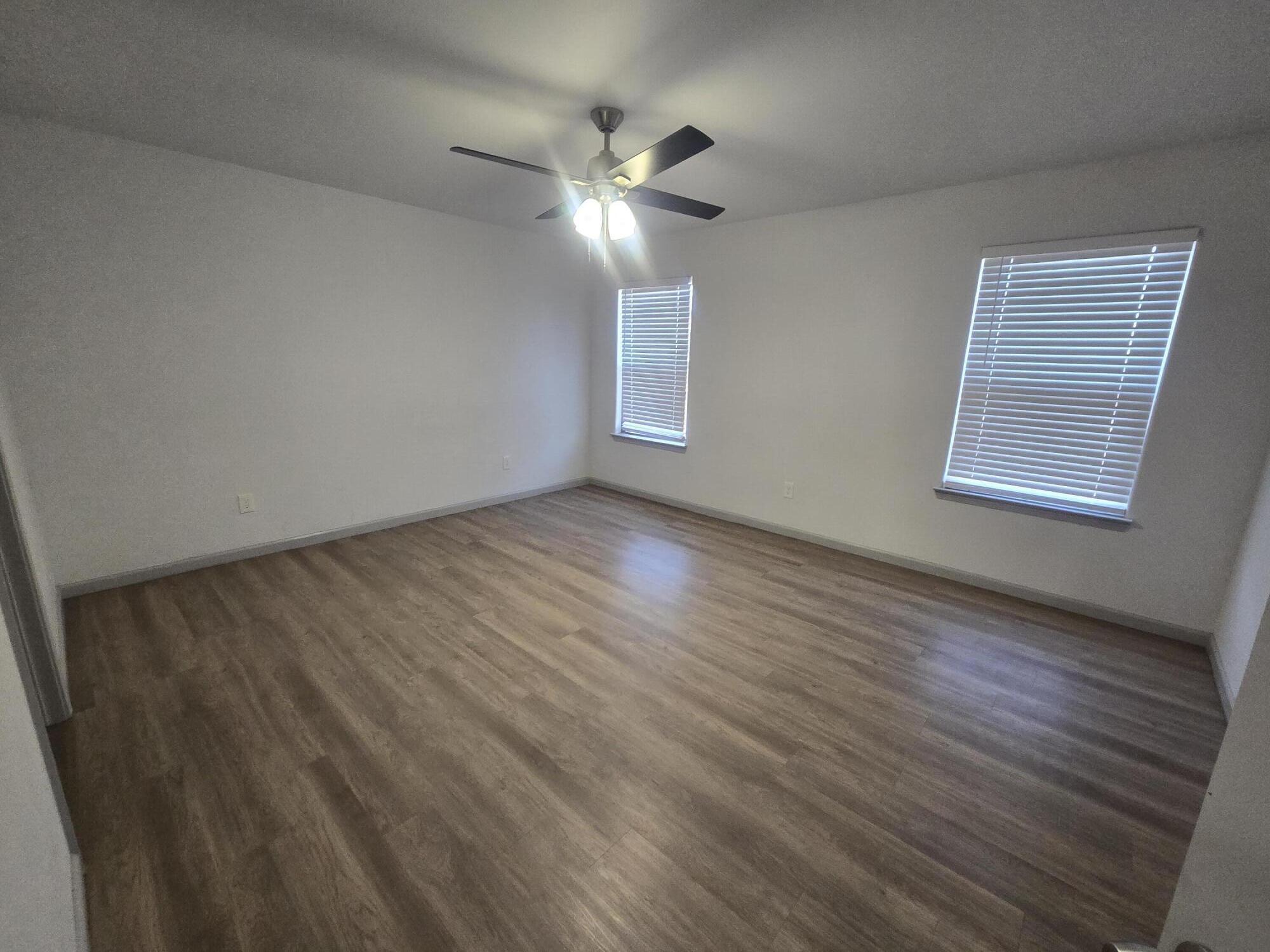2108 88th Street Lubbock, TX 79423 - Photo 14 of 29 20260522_142828