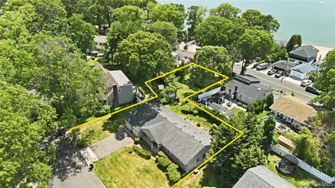 $1,200,000 | 62 Peterborough Drive, Northport, NY 11768
