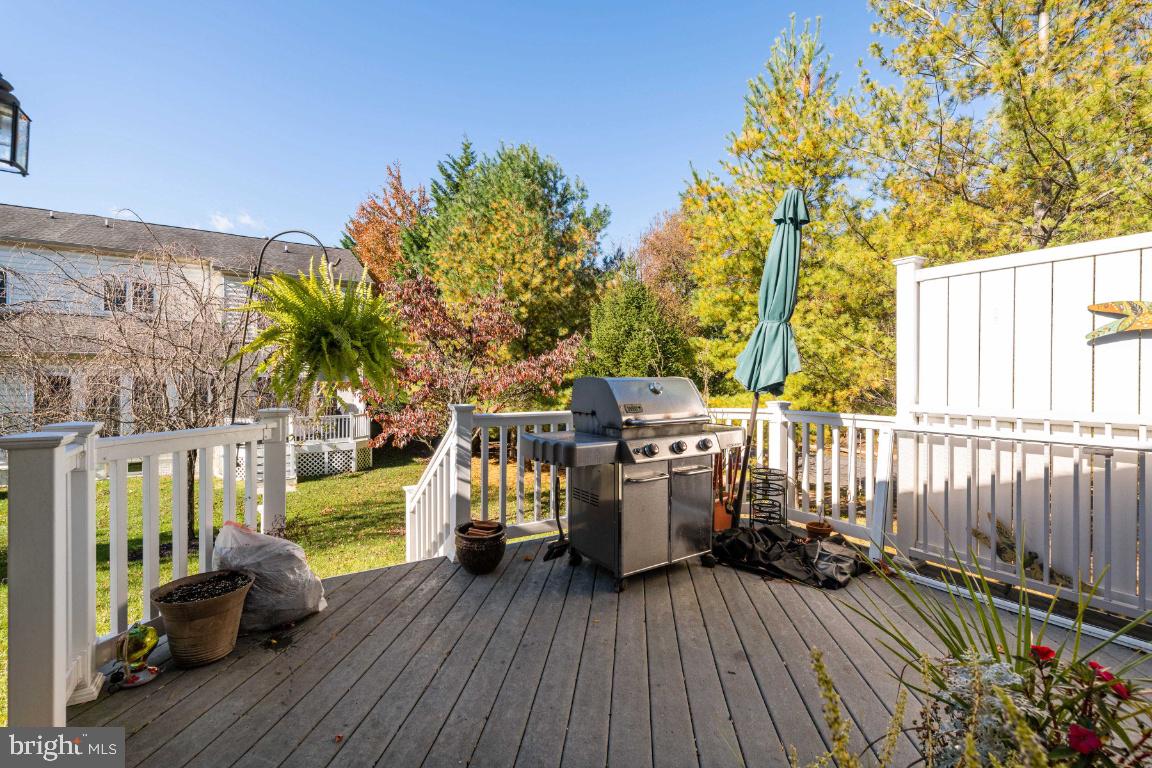 4423 Summer Grape Road Baltimore, MD 21208 - Photo 49 of 55 Rear deck