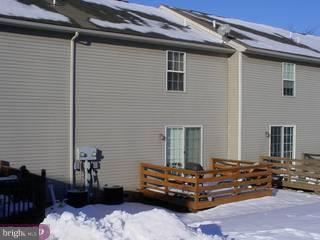 19-2 Cranberry Ridge, Unit 2 Reading, PA 19606 - Photo 2 of 5
