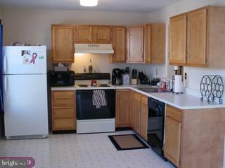 19-2 Cranberry Ridge, Unit 2 Reading, PA 19606 - Photo 3 of 5