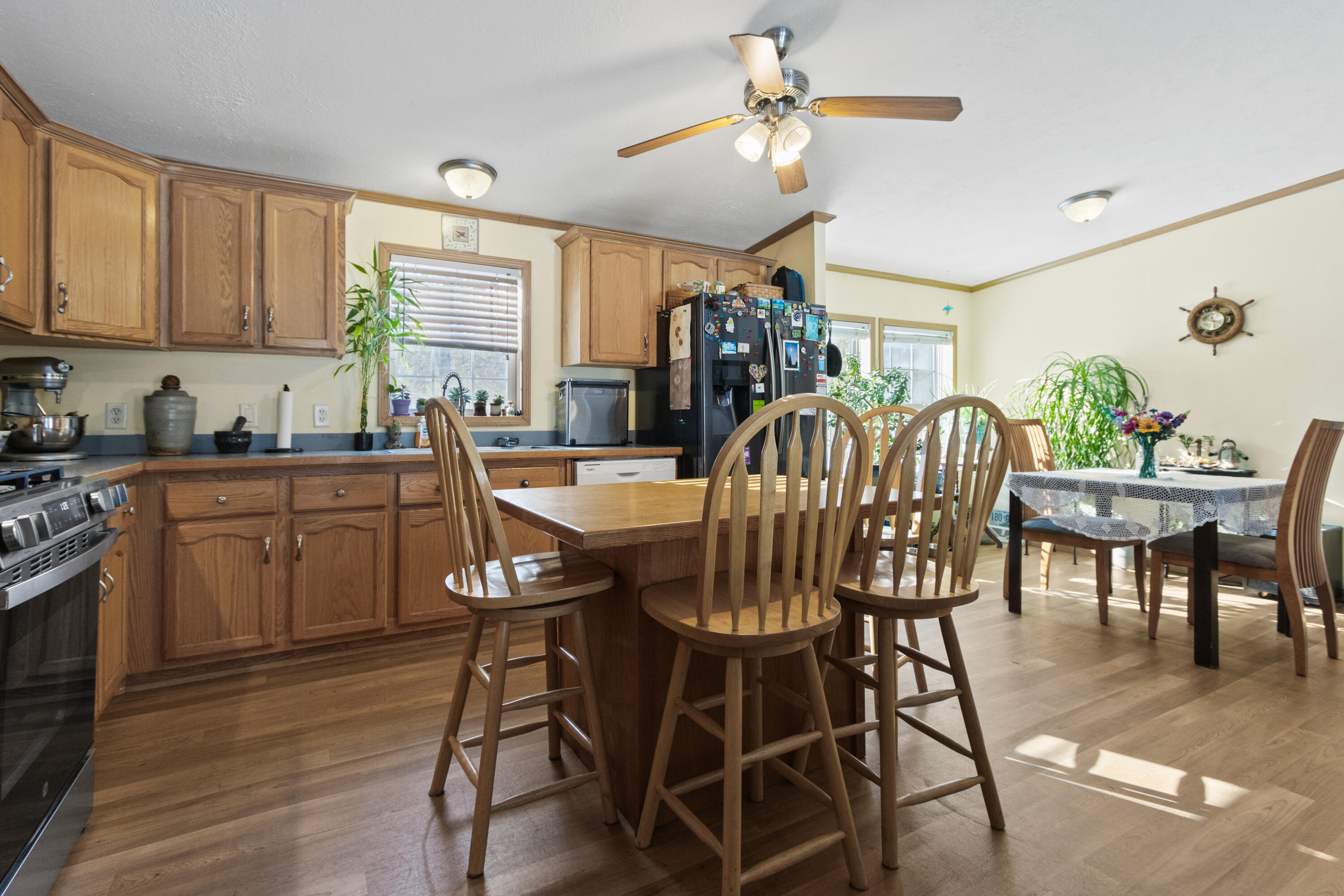 16 Middle Road Kennebunk, ME 04043 - Photo 10 of 39 20251209BH-71012