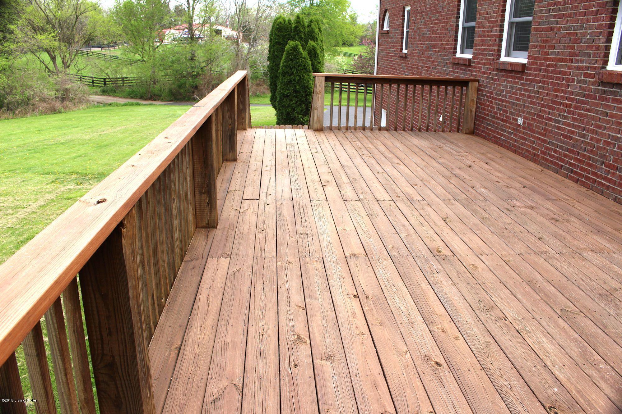 15601 Deer Run Road Louisville, KY 40299 - Photo 33 of 51 deck