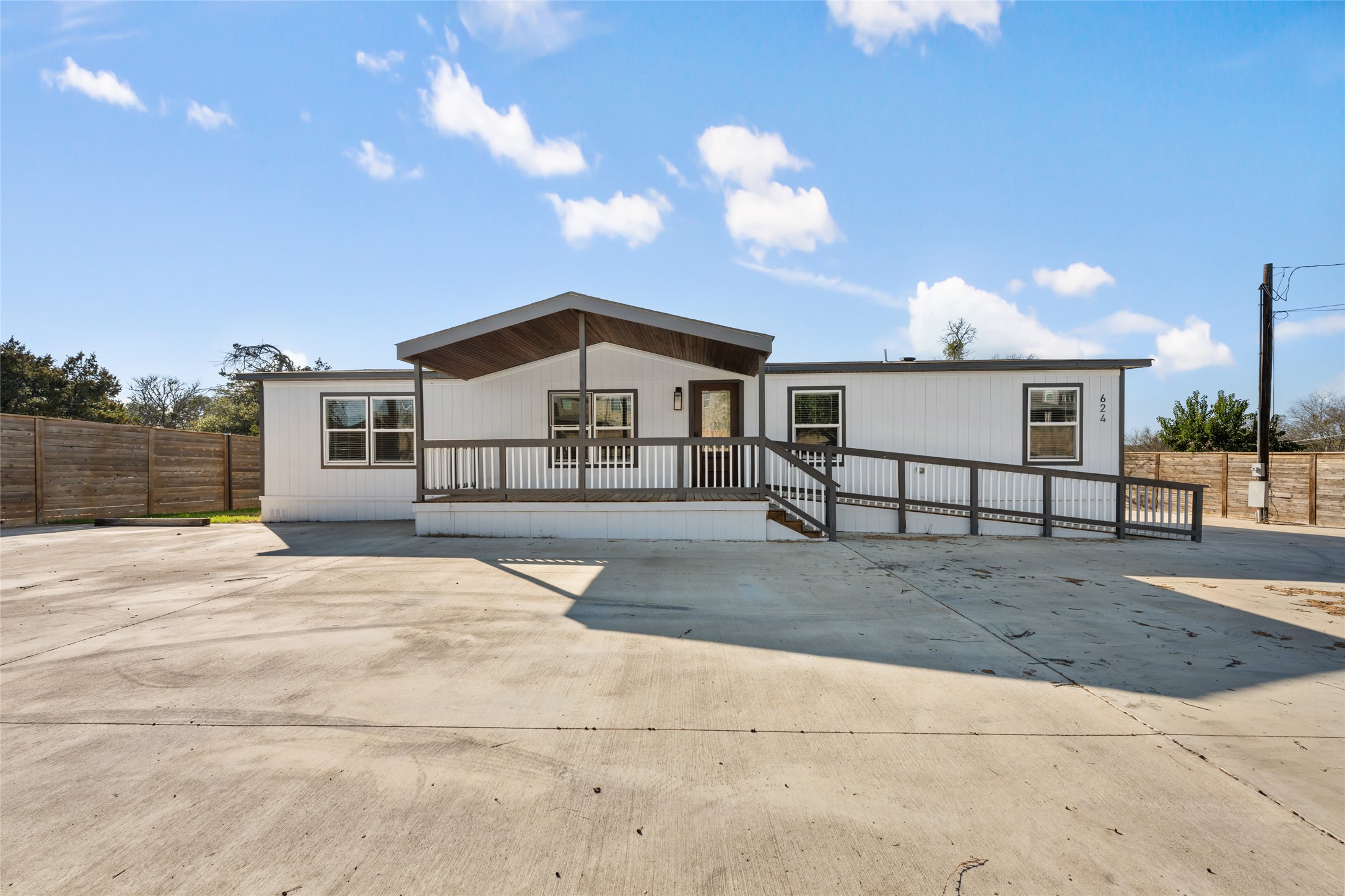 624 South Old Stagecoach Road Kyle, TX 78640 - Photo 1 of 38