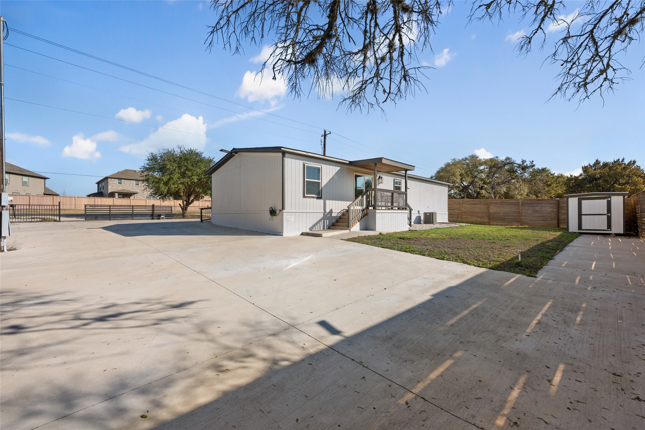 624 South Old Stagecoach Road Kyle, TX 78640 - Photo 28 of 38