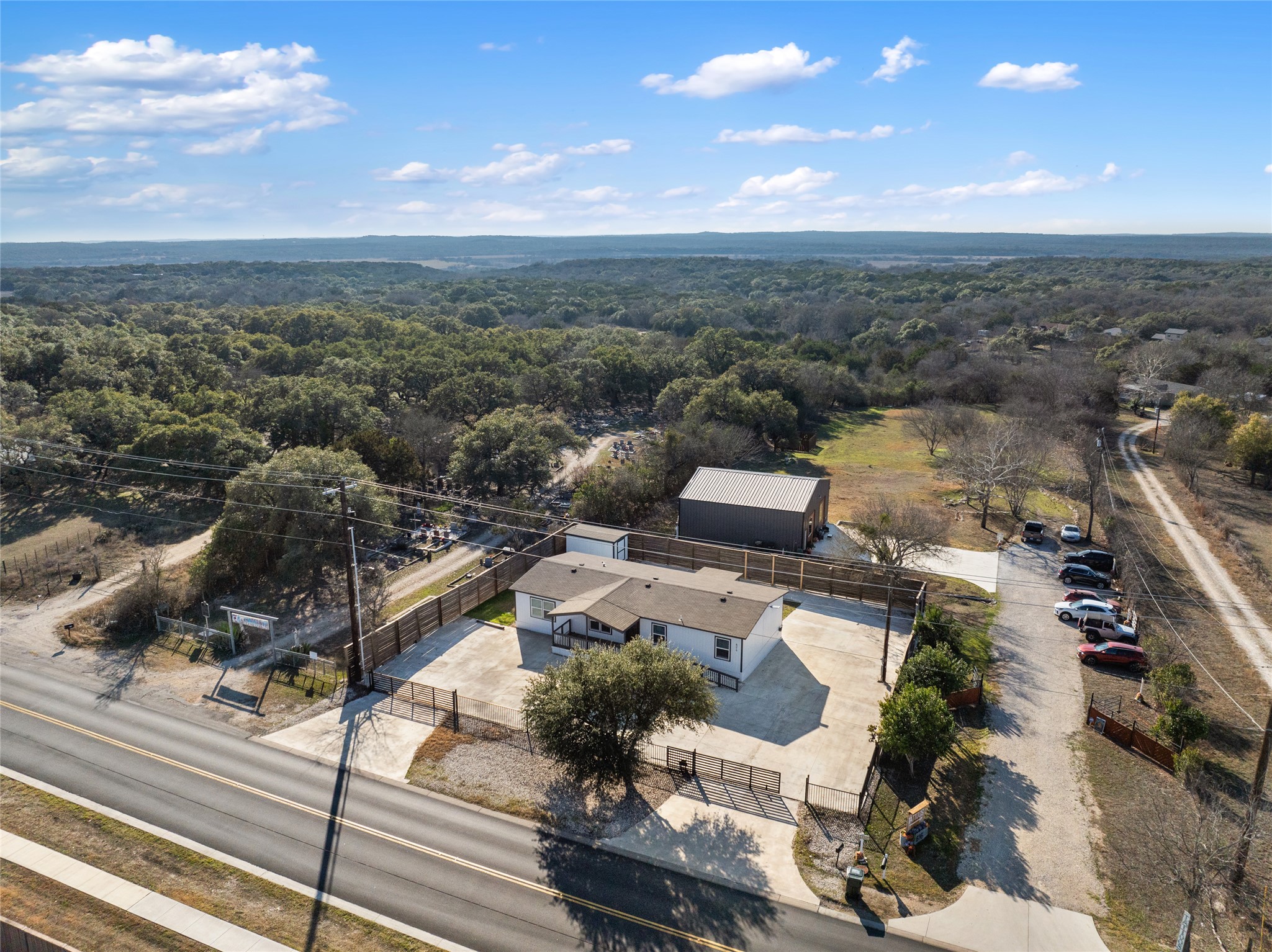 624 South Old Stagecoach Road Kyle, TX 78640 - Photo 32 of 38