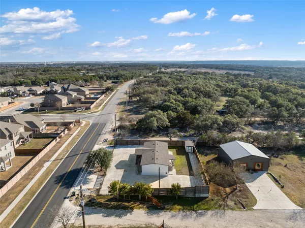 $2,500 | 624 South Old Stagecoach Road, Kyle, TX 78640