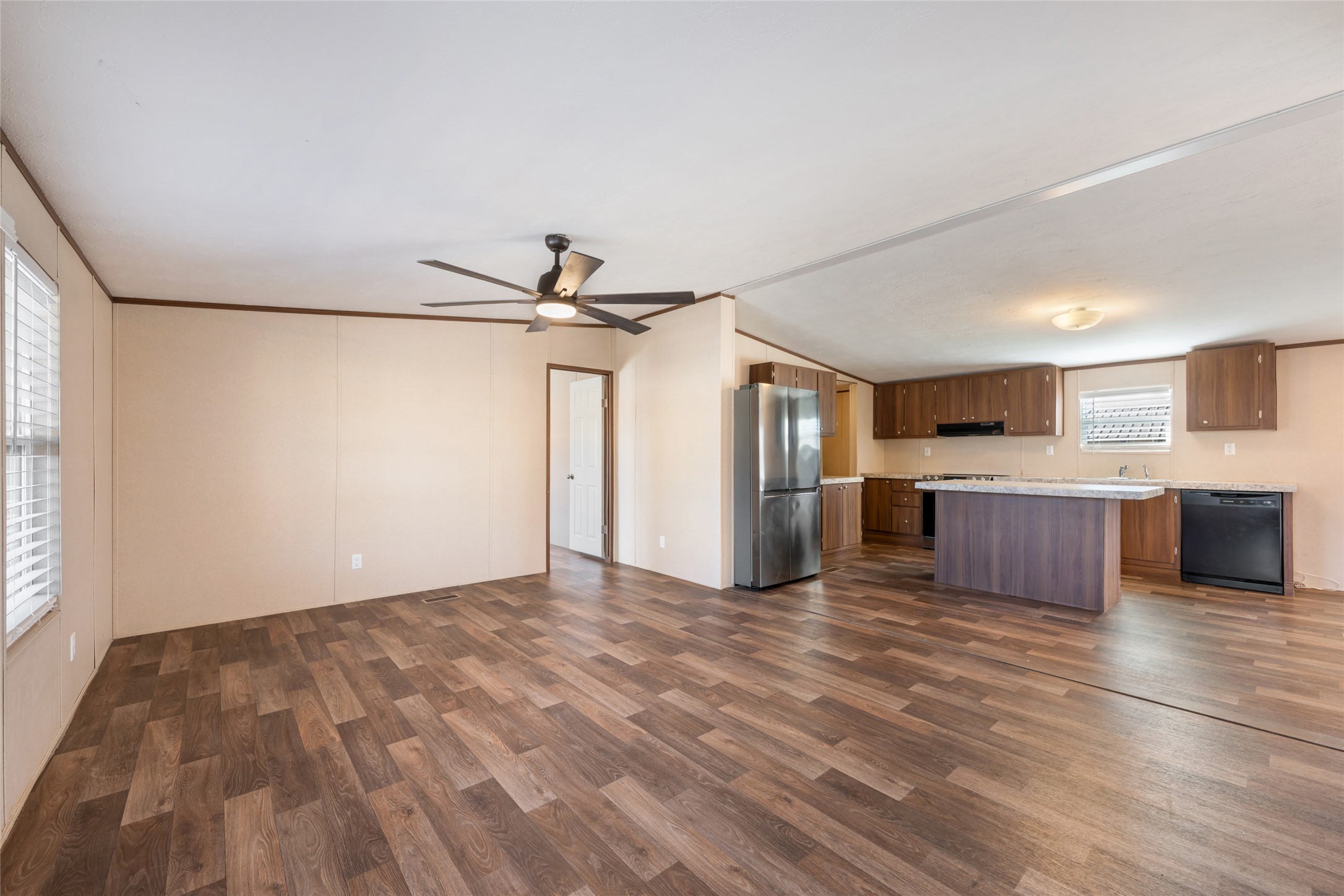 624 South Old Stagecoach Road Kyle, TX 78640 - Photo 7 of 38