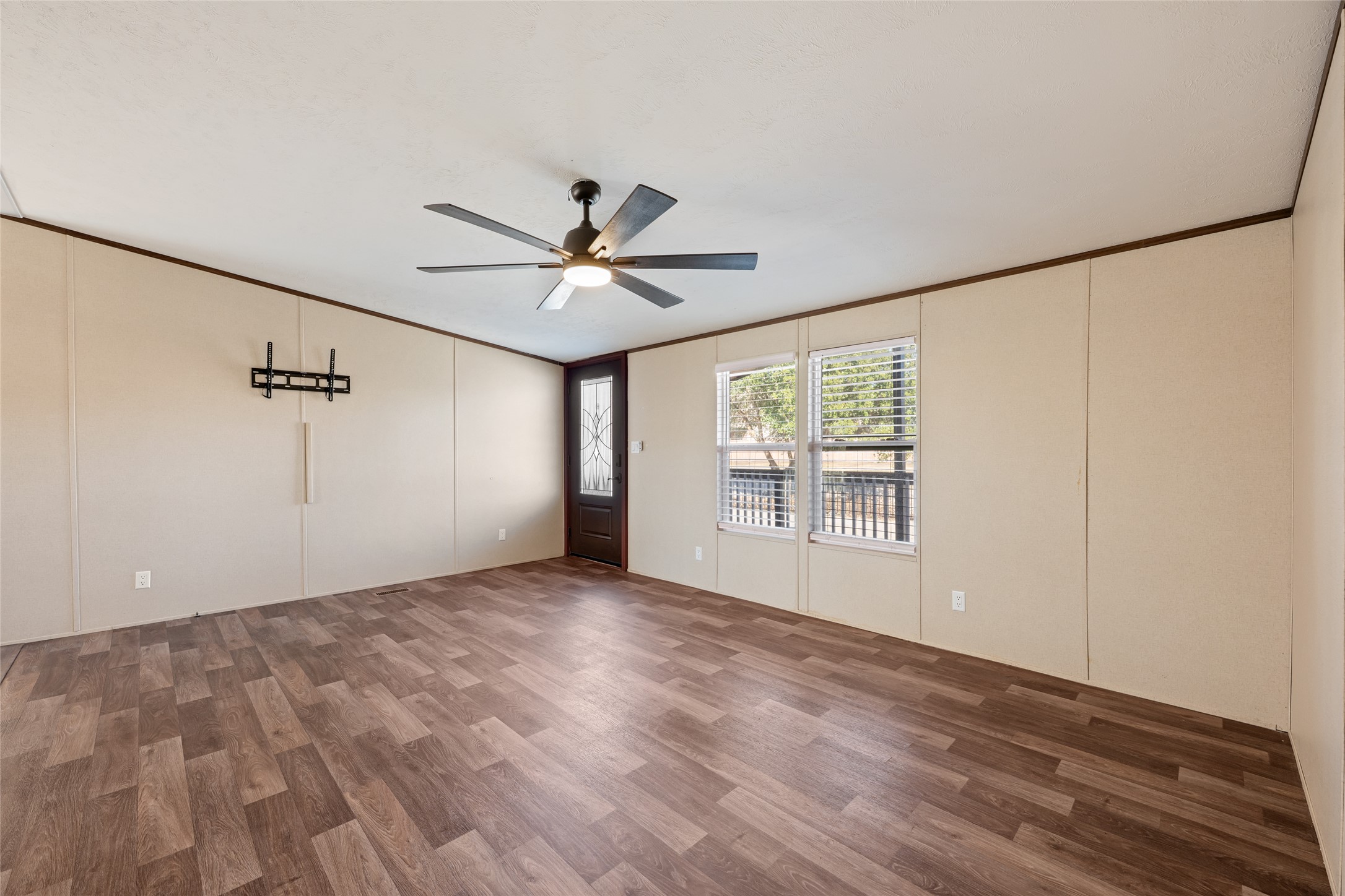 624 South Old Stagecoach Road Kyle, TX 78640 - Photo 9 of 38