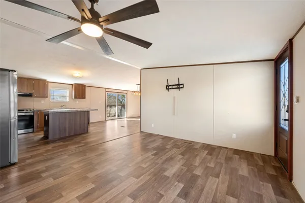 $2,500 | 624 South Old Stagecoach Road, Kyle, TX 78640