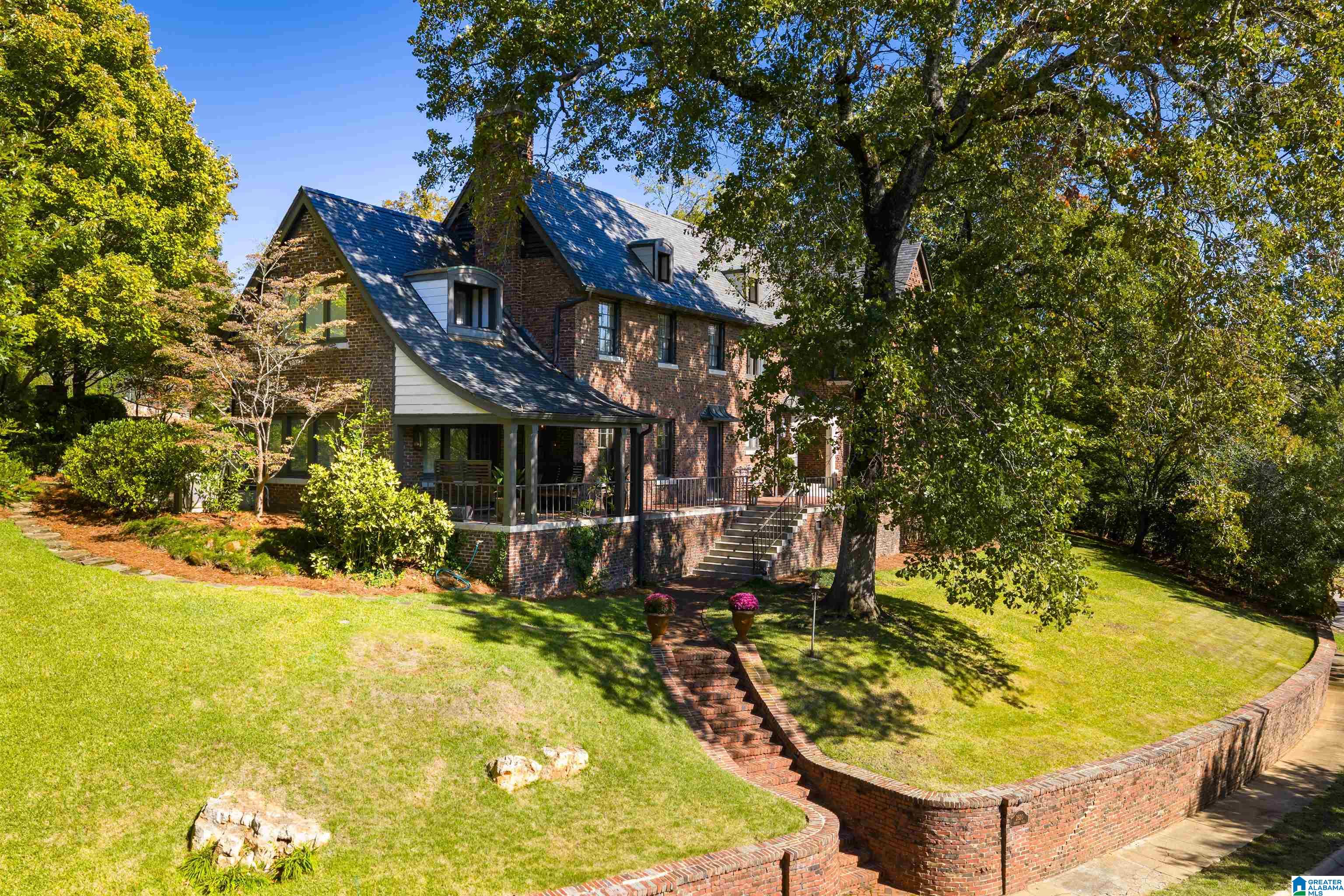 2820 Berwick Road Birmingham, AL 35213 - Photo 3 of 64