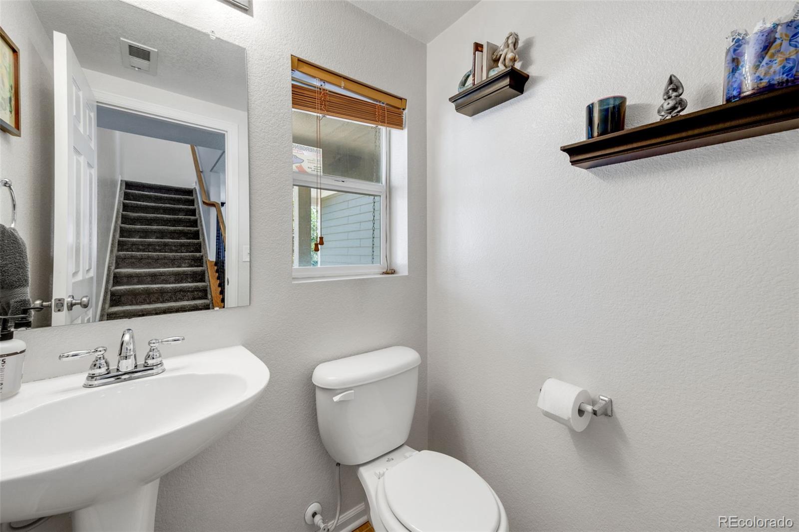 10664 Upper Ridge Road Longmont, CO 80504 - Photo 21 of 27 Gallery Image 21