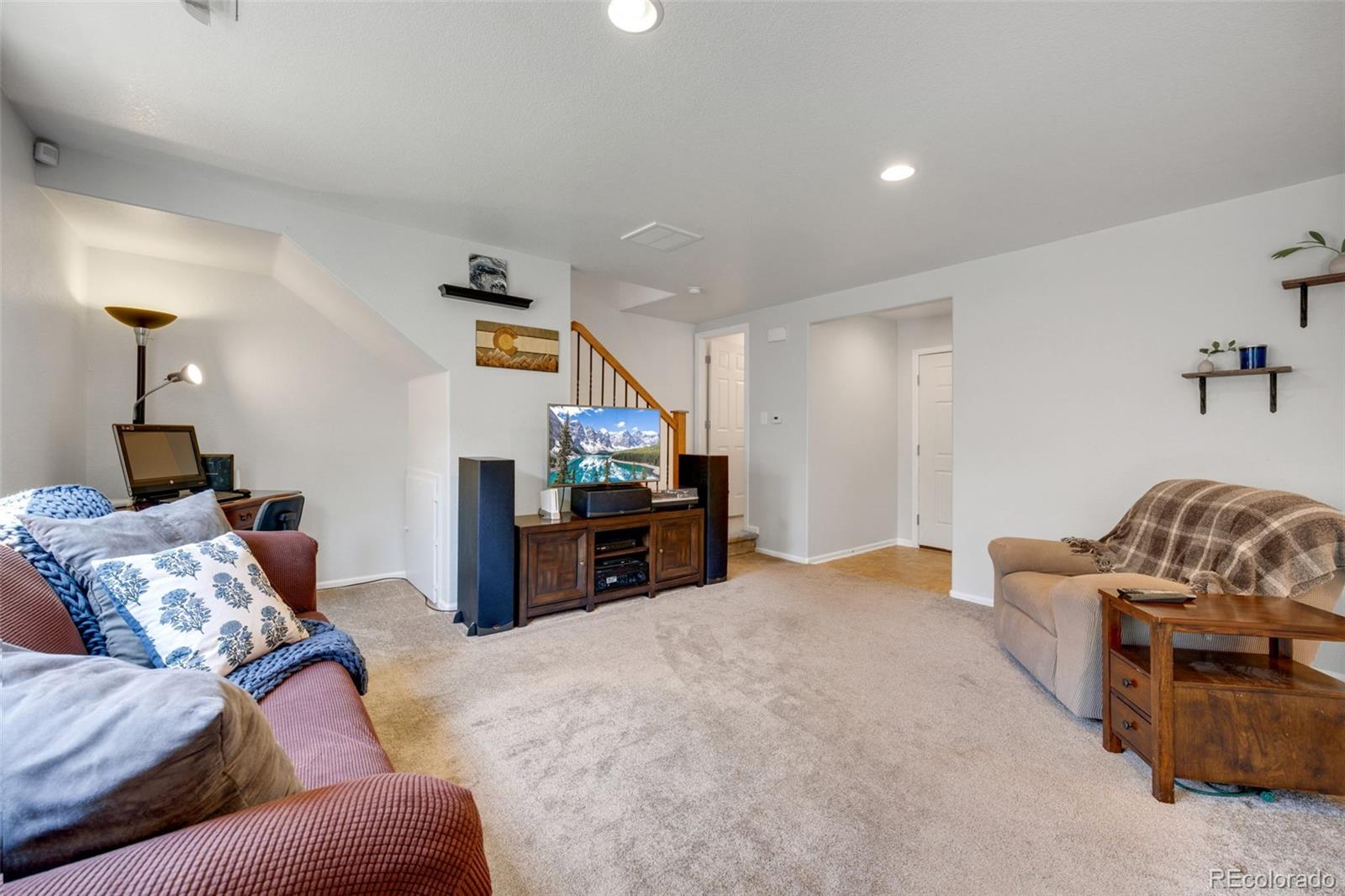 10664 Upper Ridge Road Longmont, CO 80504 - Photo 6 of 27 Gallery Image 6