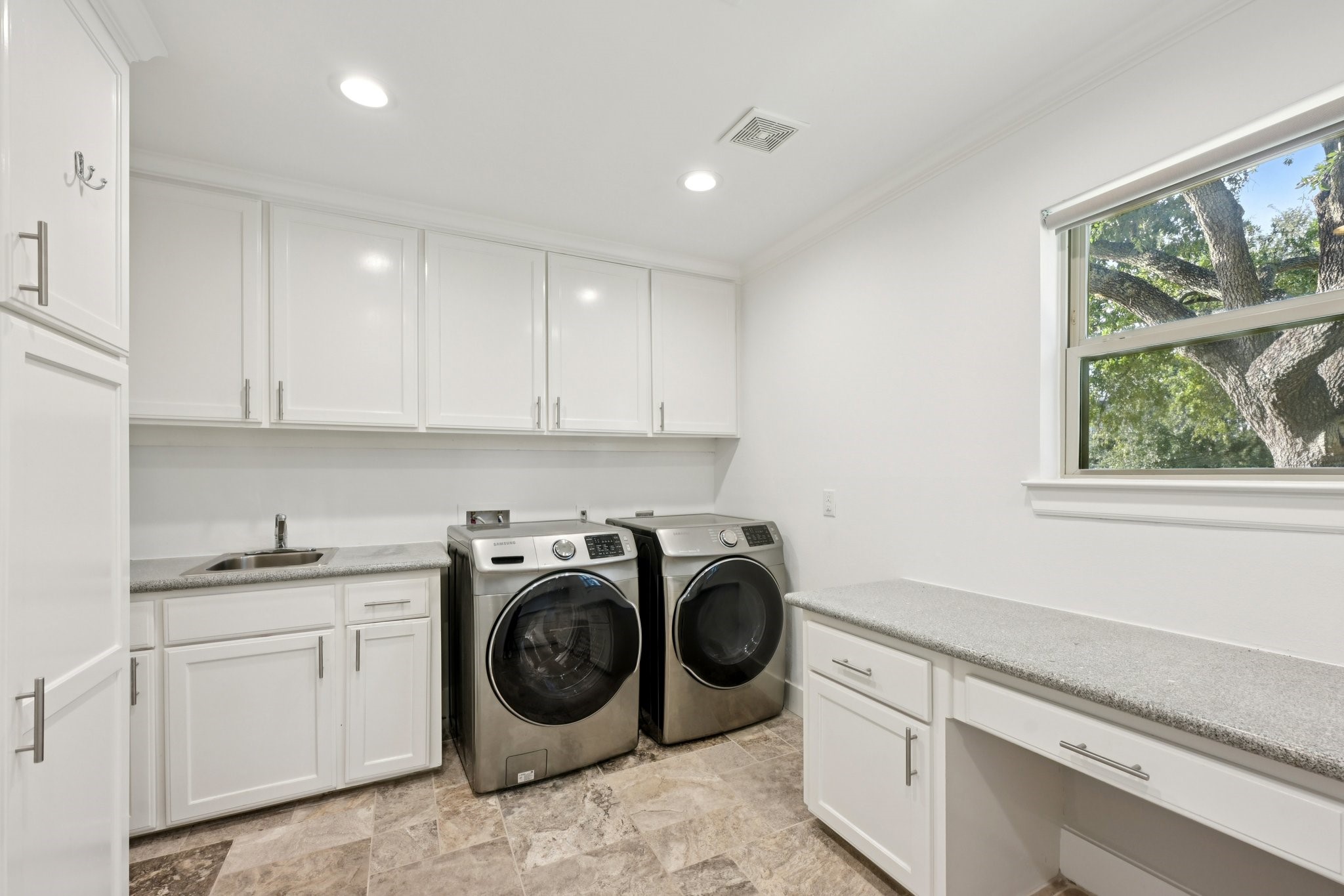 1302 Riverview Circle Houston, TX 77077 - Photo 39 of 45