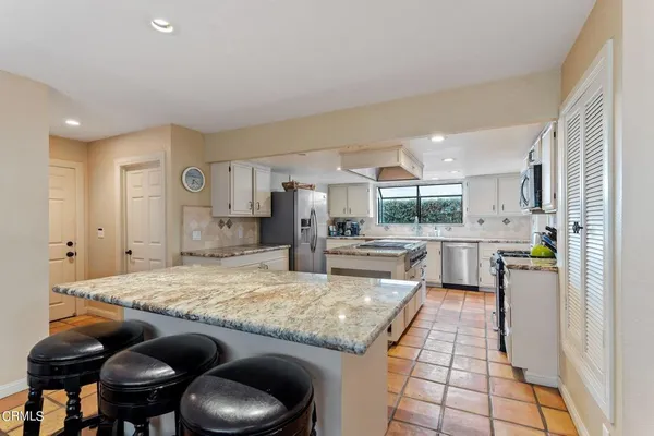 $5,500 | 4850 Amalfi Way, Oxnard, CA 93035