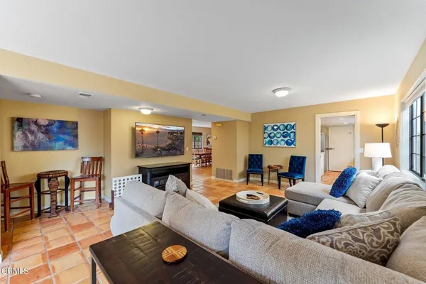 $5,500 | 4850 Amalfi Way, Oxnard, CA 93035