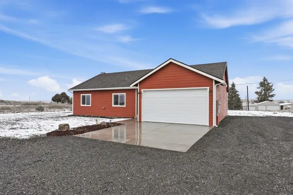 $409,000 | 621 Southwest Pope Avenue, Wilbur, WA 99185
