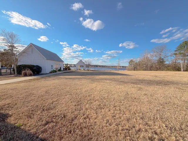 $299,000 | 421 Stoneleigh Lane, Moncks Corner, SC 29461