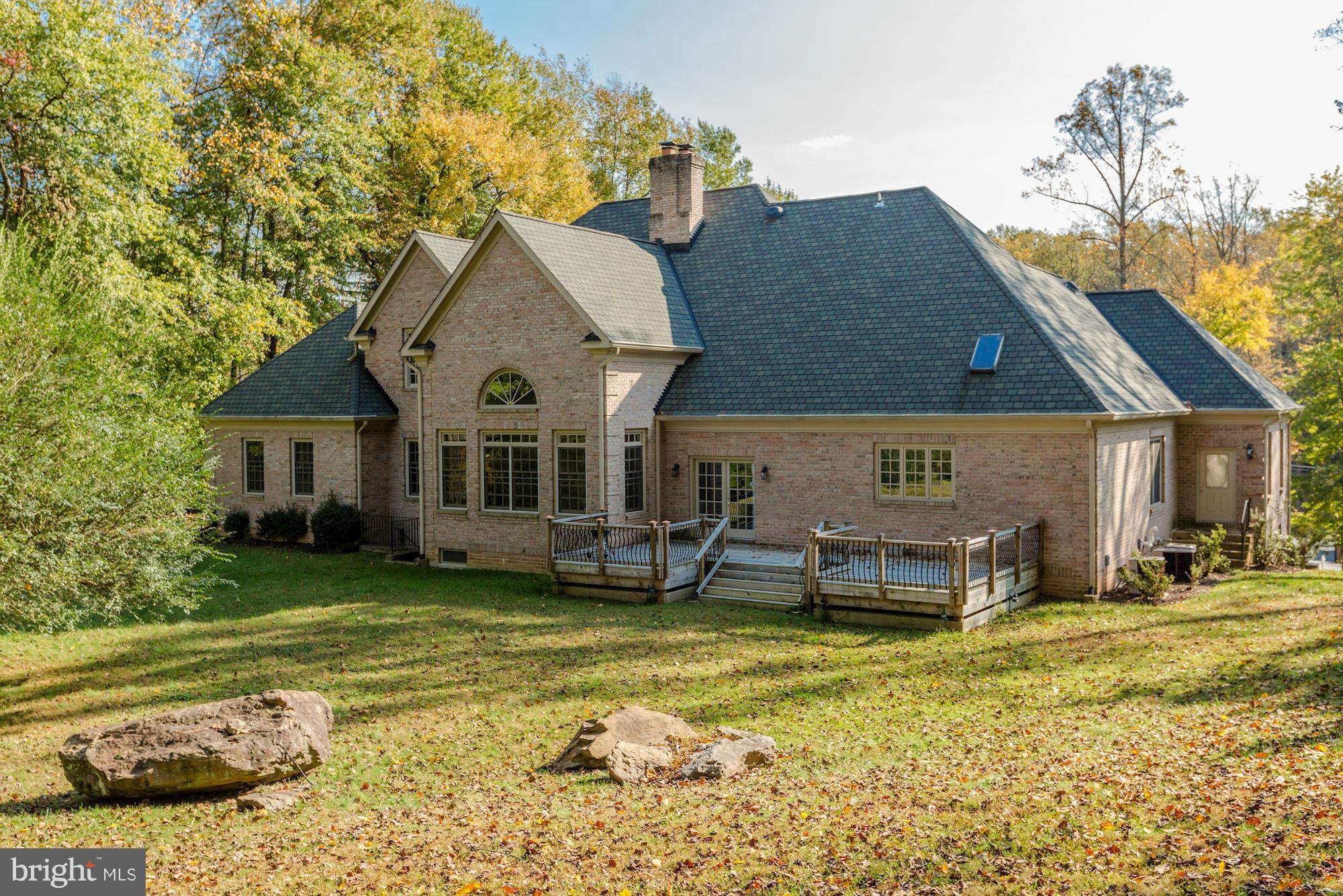 8738 Brook Road McLean, VA 22102 - Photo 26 of 29 Exterior (Rear)
