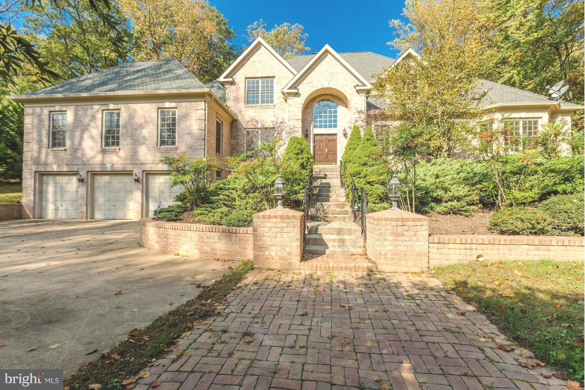 8738 Brook Road McLean, VA 22102 - Photo 28 of 29 Exterior (Front)