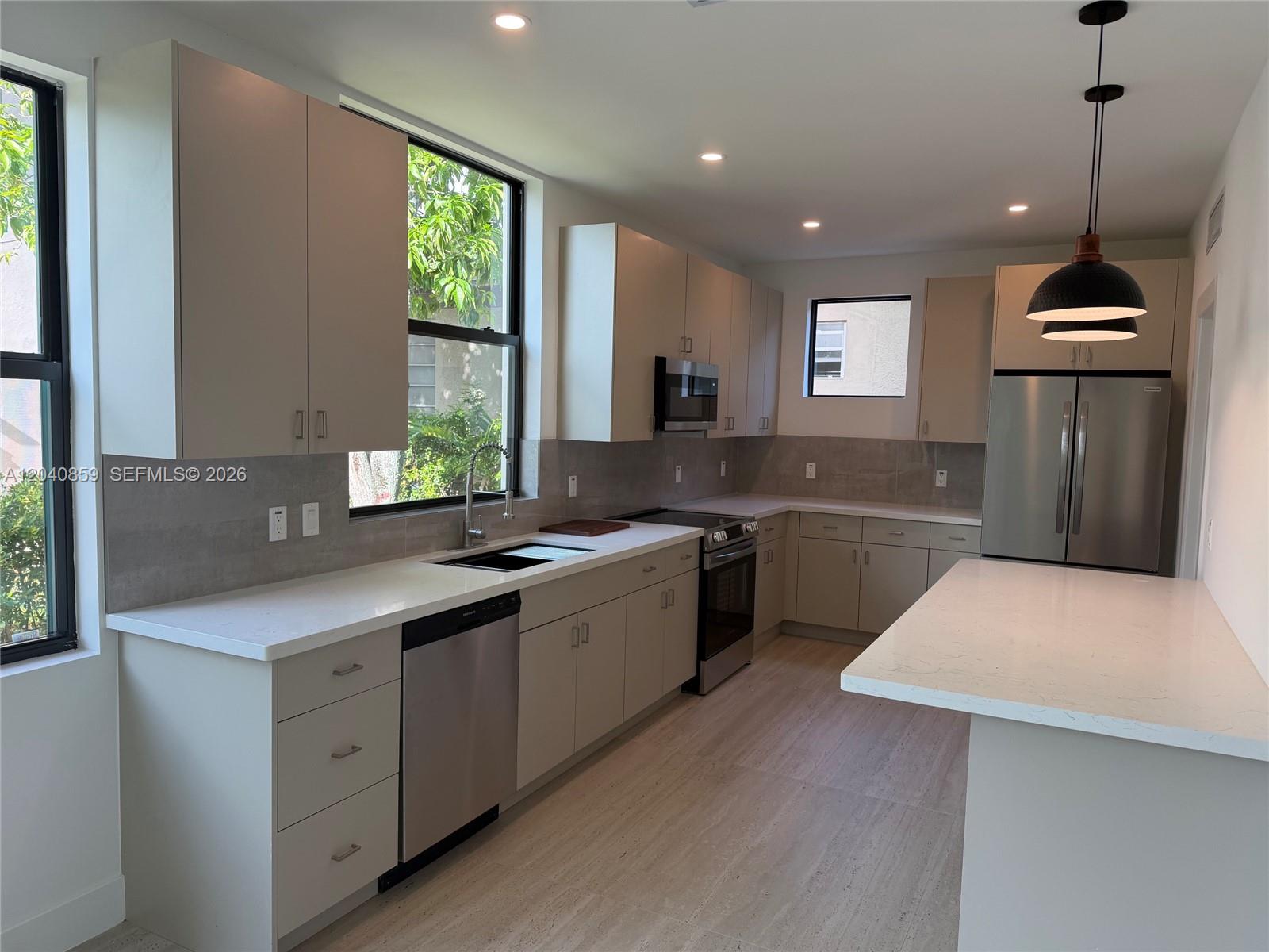 2240 Southwest 13th Street Miami, FL 33145 - Photo 8 of 34