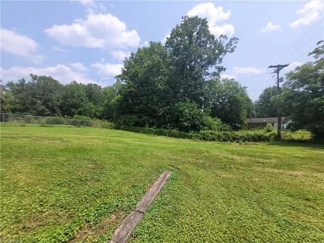 $210,000 | 133 Lori Lane, Mount Airy, NC 27030