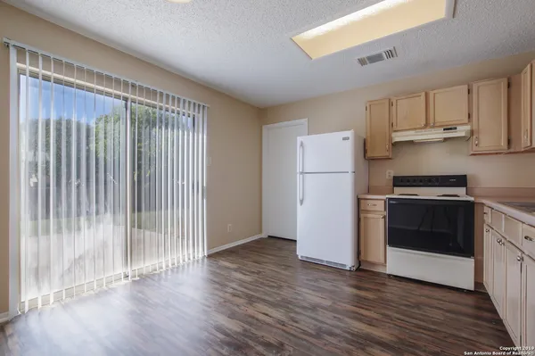 $1,300 | 5954 Summer Fest Drive, San Antonio, TX 78244