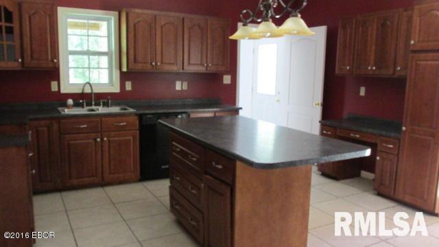 5889 Rosebud Road Metropolis, IL 62960 - Photo 3 of 33