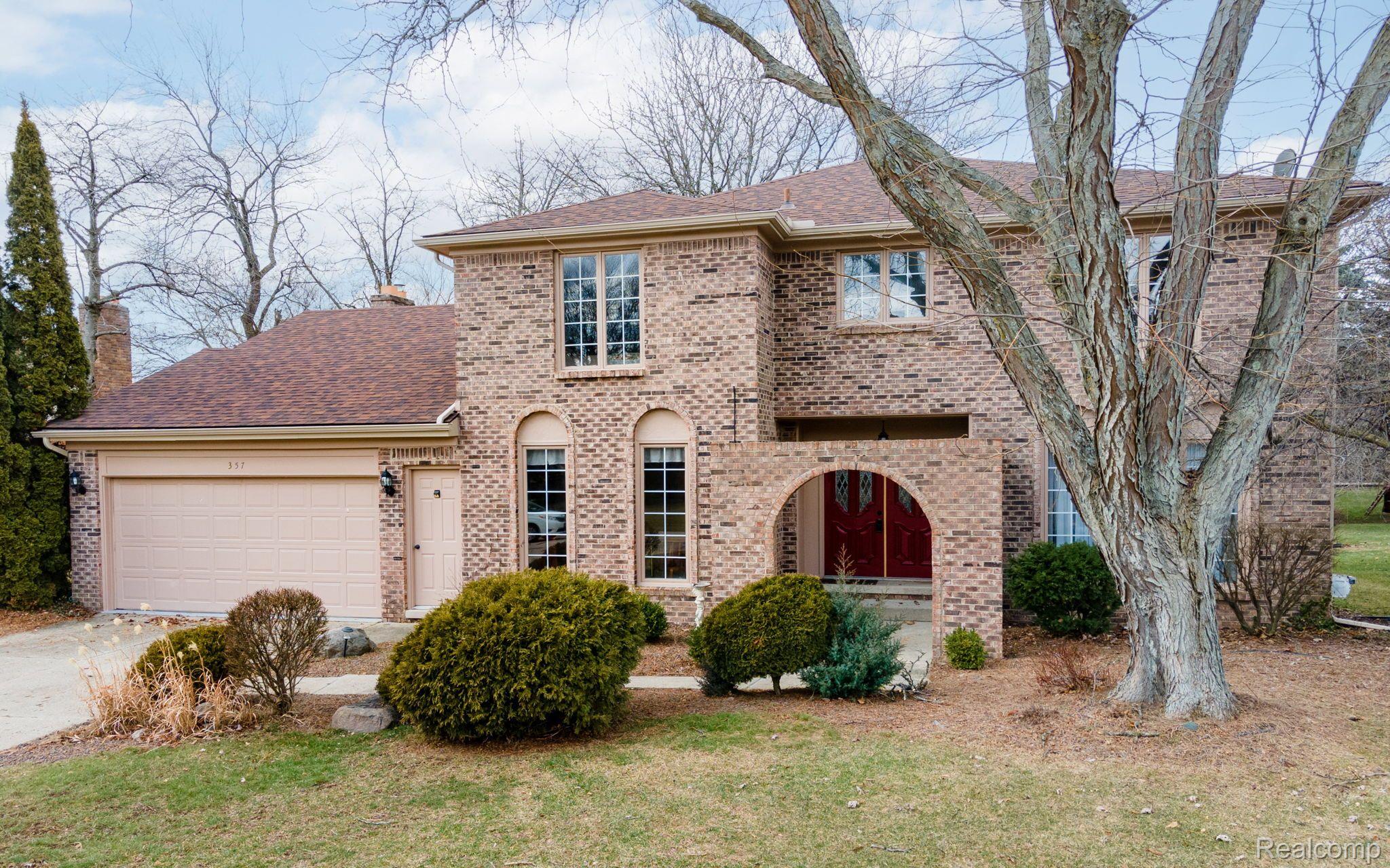 357 Powderhorn Ridge Court Rochester, MI 48309 - Photo 3 of 42 Gallery Image 3
