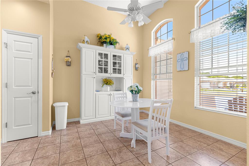 12531 Southeast 93rd Court Road Summerfield, FL 34491 - Photo 8 of 77