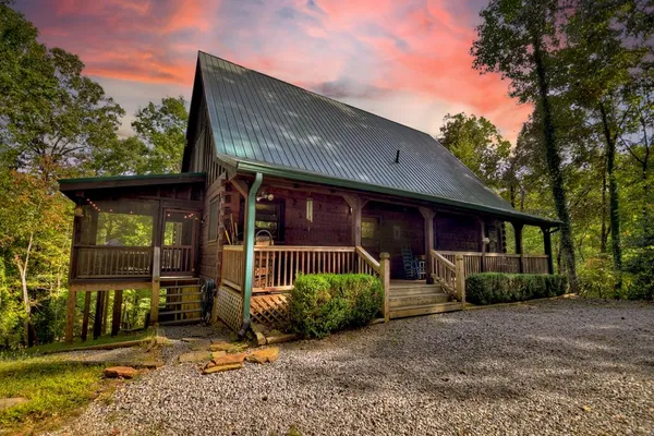 $634,774 | 210 Indian Lake Road, Mineral Bluff, GA 30559