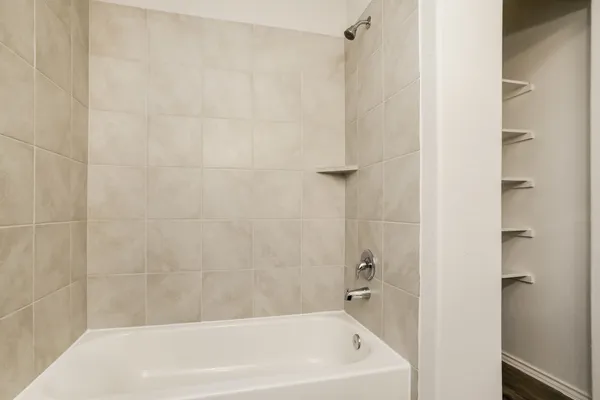 $1,950 | 131 Cooper Creek Lane, Willis, TX 77378