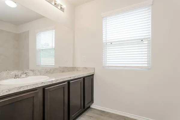 $1,950 | 131 Cooper Creek Lane, Willis, TX 77378