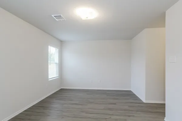 $1,950 | 131 Cooper Creek Lane, Willis, TX 77378