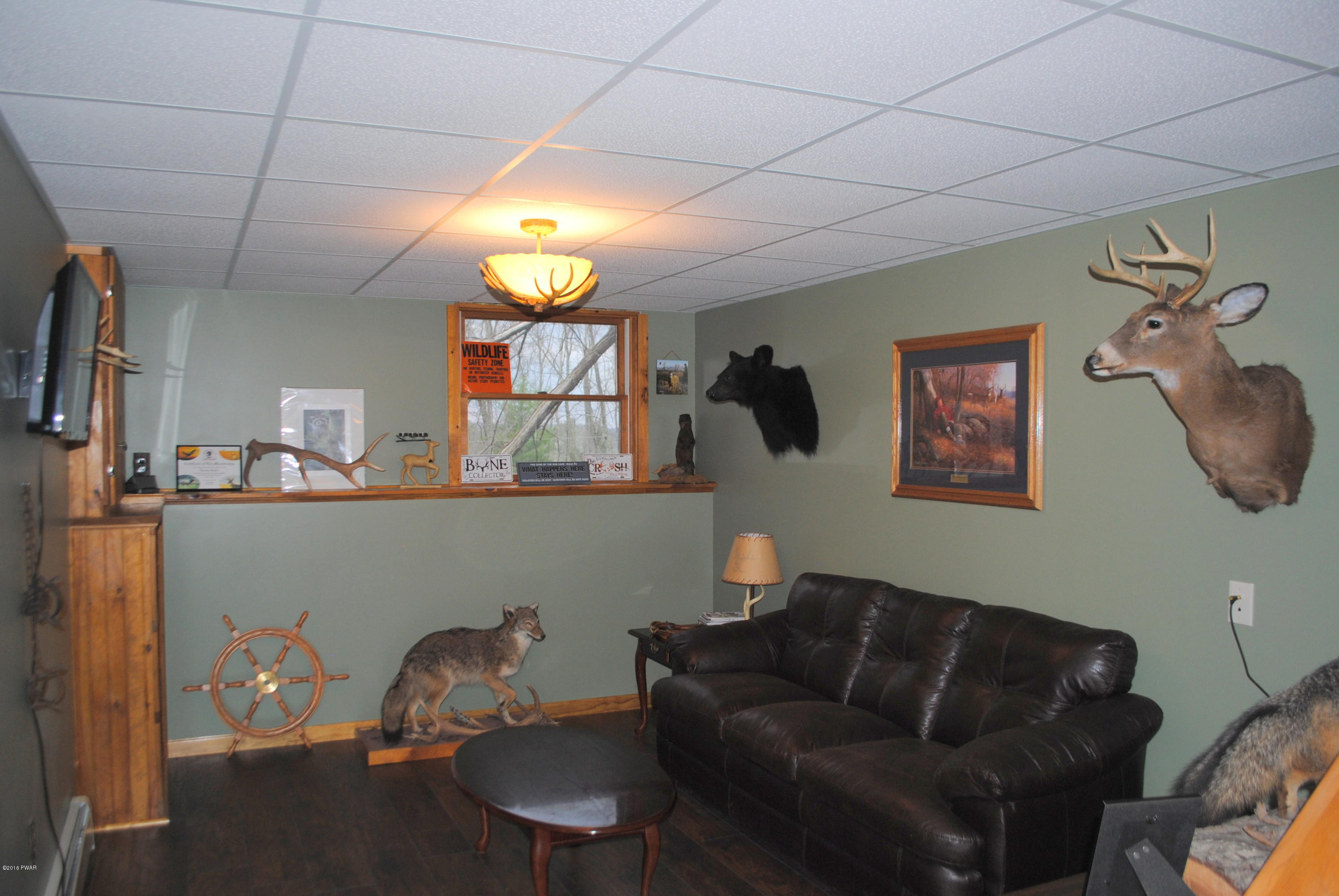 465 Plank Road Beach Lake, PA 18405 - Photo 12 of 19 Family Room