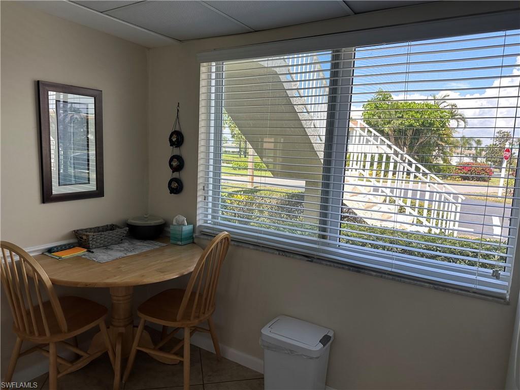 Breakfast area in the kitchen