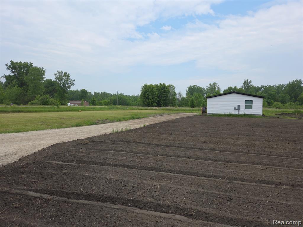 7376 Capac Road Yale, MI 48097 - Photo 20 of 22