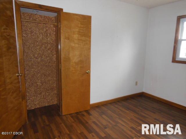 210 South Mill Street Flora, IL 62839 - Photo 30 of 50 Gallery Image 30