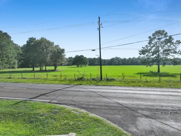 $289,000 | 1119-20 Farm To Market Road 1136, Orange, TX 77632