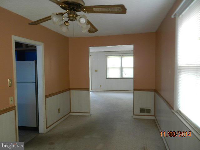 750 Old Riverside Road Baltimore, MD 21225 - Photo 5 of 14 Dining Room