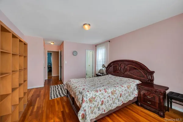 $448,888 | 74-45 Yellowstone Boulevard, Unit 5G | Forest Hills