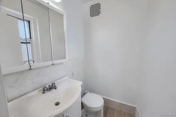$448,888 | 74-45 Yellowstone Boulevard, Unit 5G | Forest Hills
